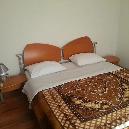 Robi Guest house